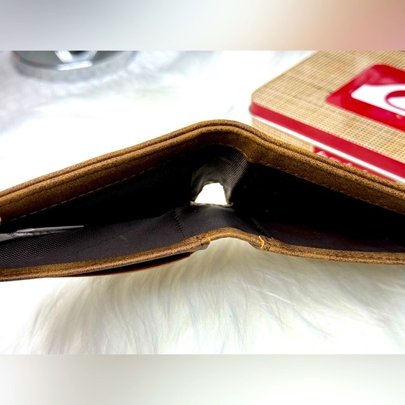 Quiksilver Brown Bifold Wallet - Picture 12 of 12
